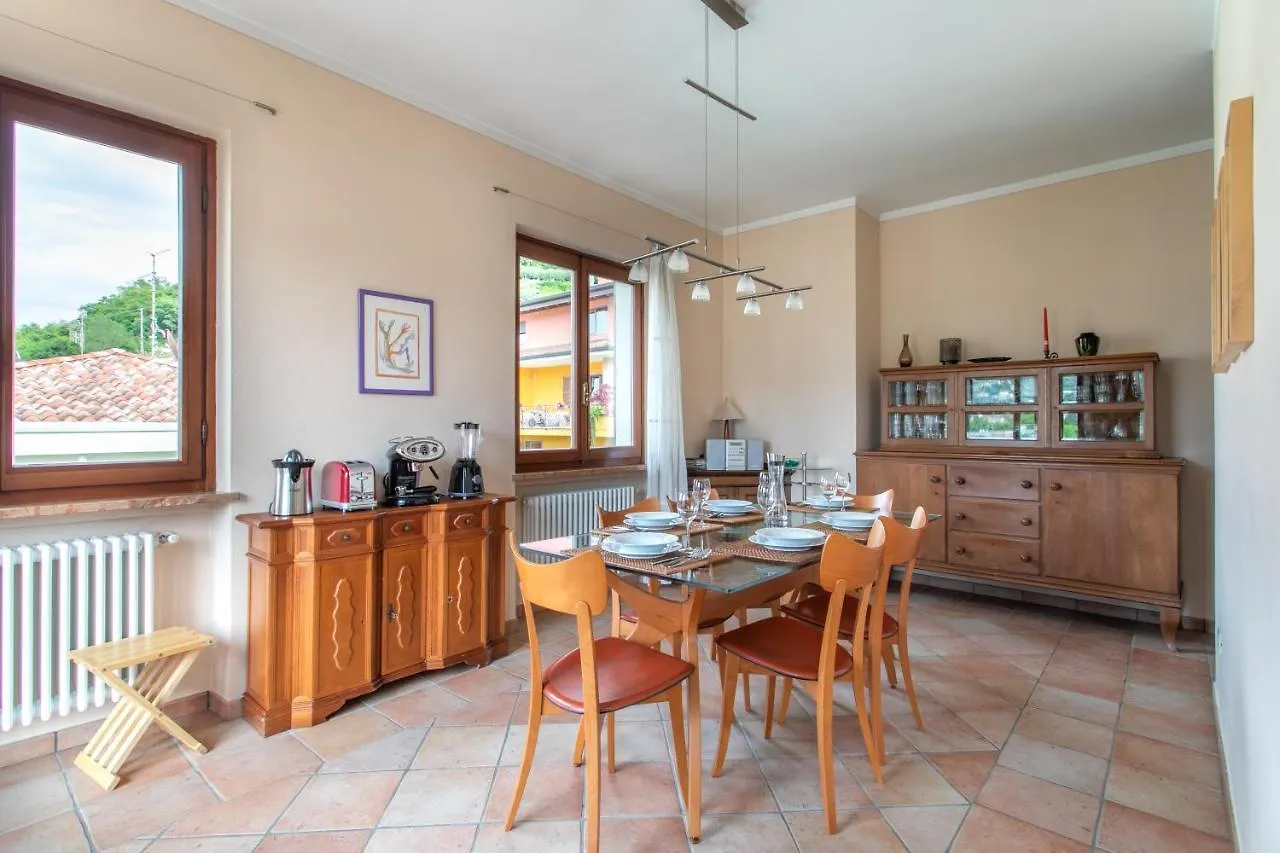 Family Home - Garda 3 Bedrooms Apartment  Garda (Verona)