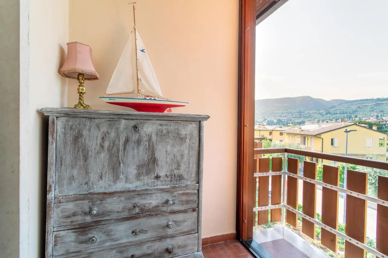 Family Home - Garda 3 Bedrooms Apartment איטליה