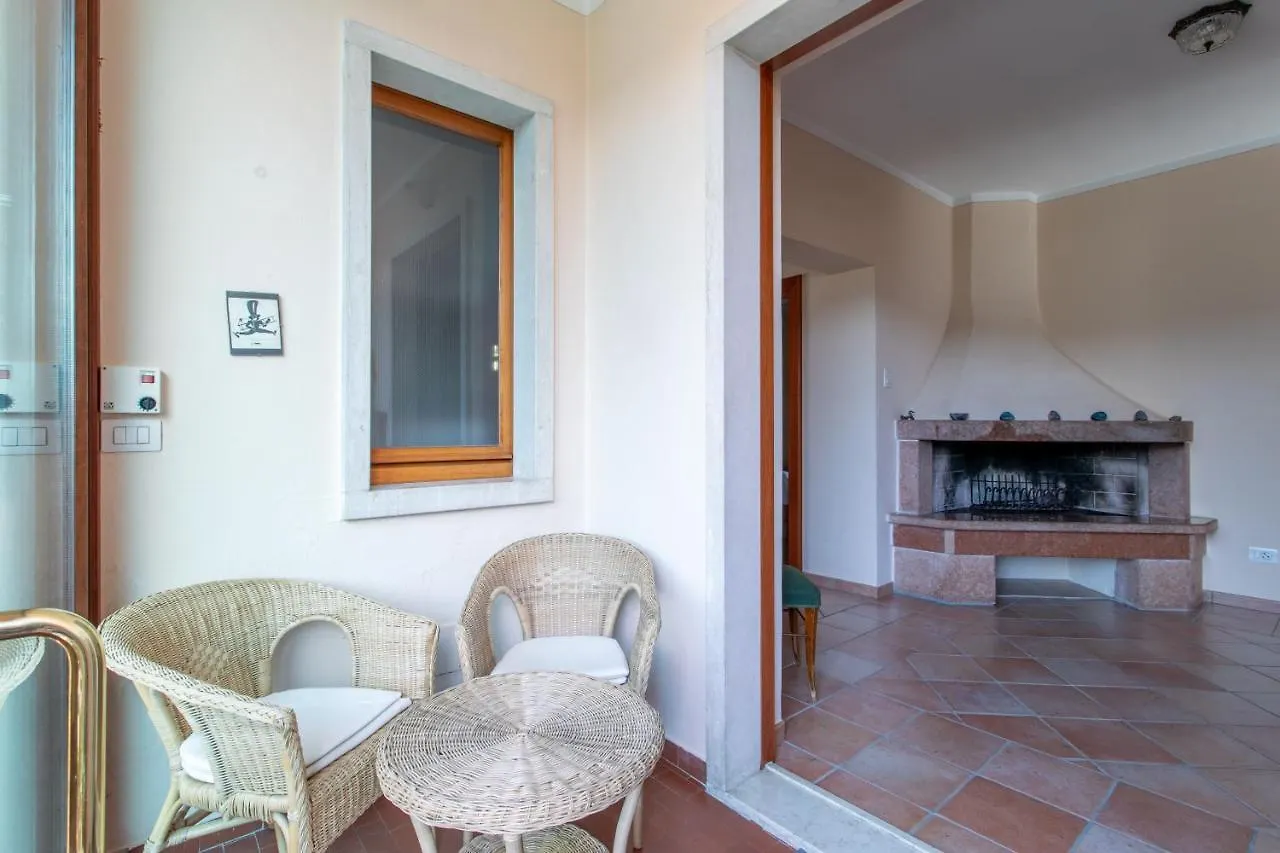 Family Home - Garda 3 Bedrooms Apartment גארדה