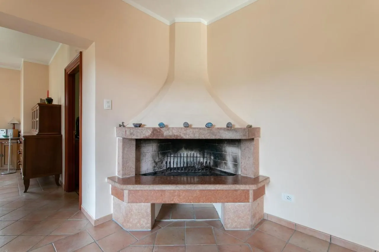 Family Home - Garda 3 Bedrooms Apartment